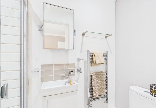 Apartment in Bembridge - The Nab: Beach House Lane Apartment in Bembridge - The Nab: Beach House Lane