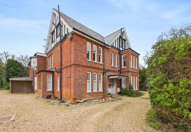 Apartment in Bembridge - The Nab: Beach House Lane Apartment in Bembridge - The Nab: Beach House Lane