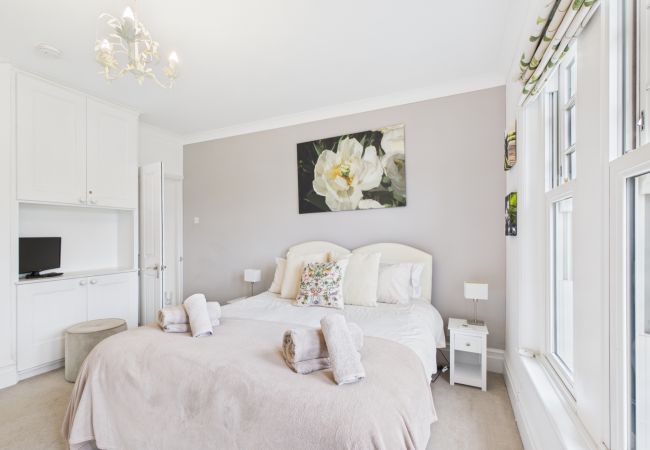 Apartment in Bembridge - The Nab: Beach House Lane Apartment in Bembridge - The Nab: Beach House Lane