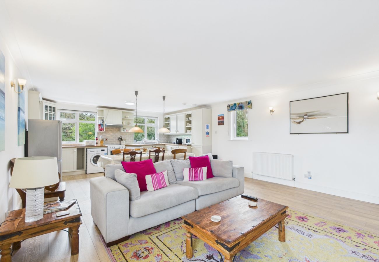 Bembridge Beach Self Catering Coastal Apartment Isle of Wight