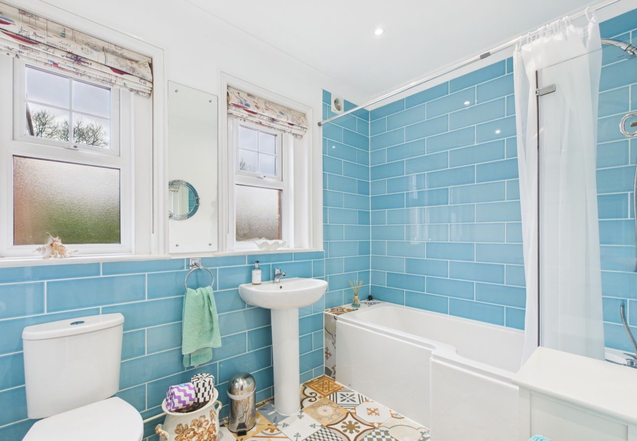 Family Holiday Home for your coastal getaway to the Isle of Wight