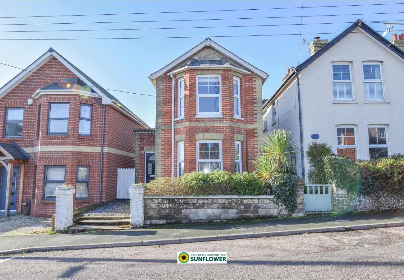 Coastal Family Holiday Home, Bembridge, Isle of Wight 