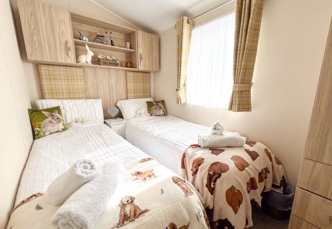 Isle of Wight Holiday Lodge with Countryside Walks