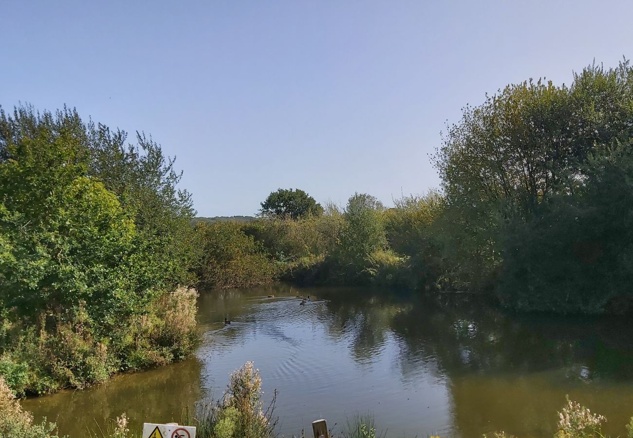 Roebeck Country Park Ryde Isle of Wight Fishing Lake