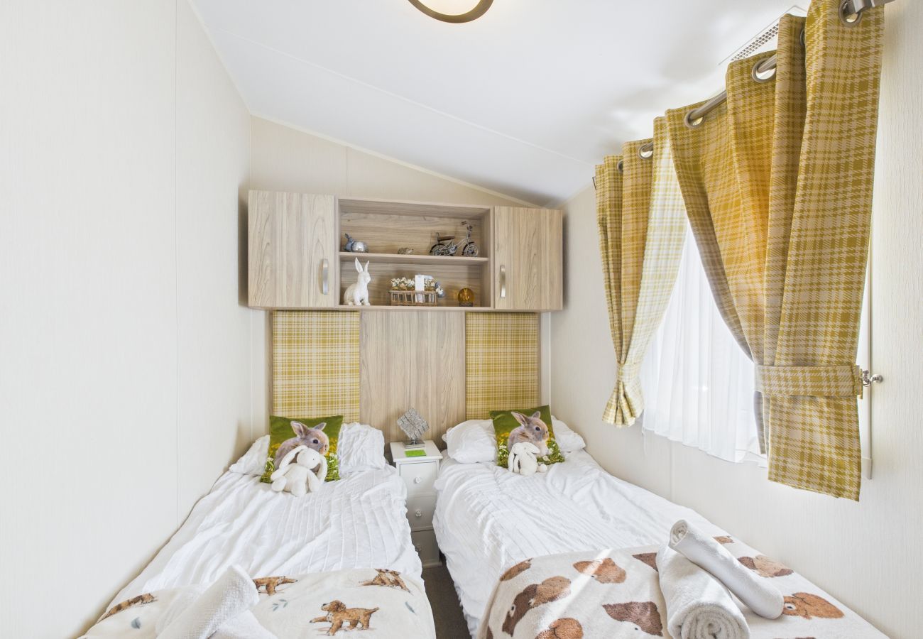 Isle of Wight Holiday Lodge with Countryside Walks