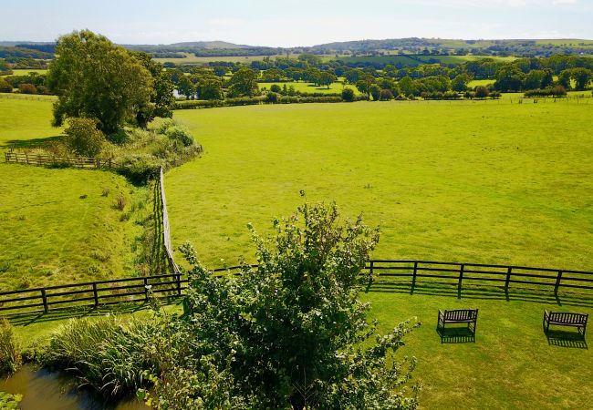 Family Farm Cottage, Little Upton Farm,  Isle of Wight with stunning views