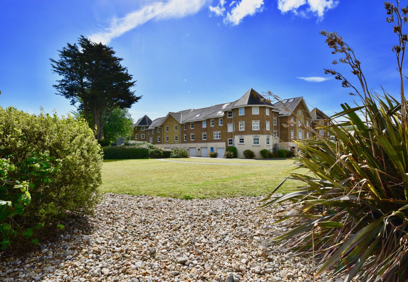 12A Solent Landing Beachfront Holiday Home