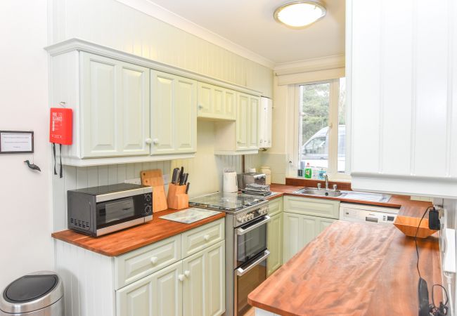 Isle of Wight Coastal Vacation Home with Open-plan well equipped kitchen.