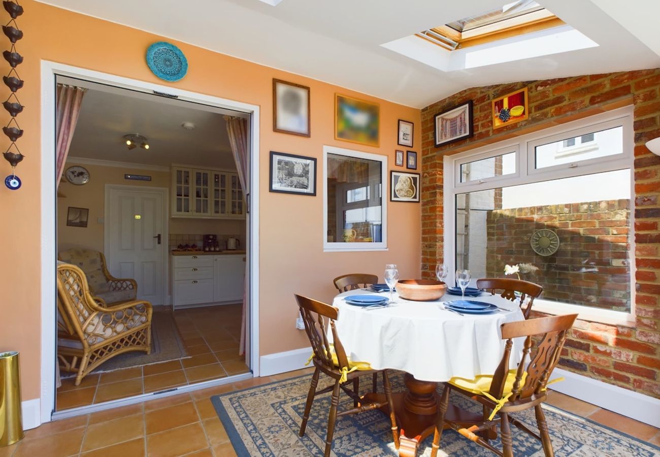 Pet-friendly holiday home, Ryde, Isle of Wight