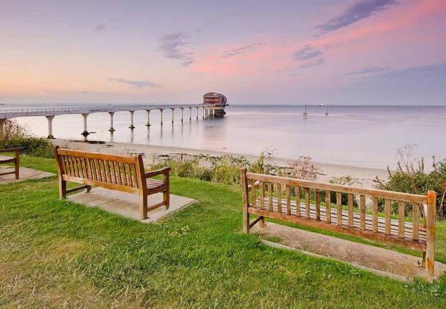 Bungalow in Bembridge - White Roses a dog friendly retreat for two Bungalow in Bembridge - White Roses a dog friendly retreat for two