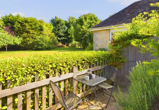 Bungalow in Bembridge - White Roses a dog friendly retreat for two Bungalow in Bembridge - White Roses a dog friendly retreat for two
