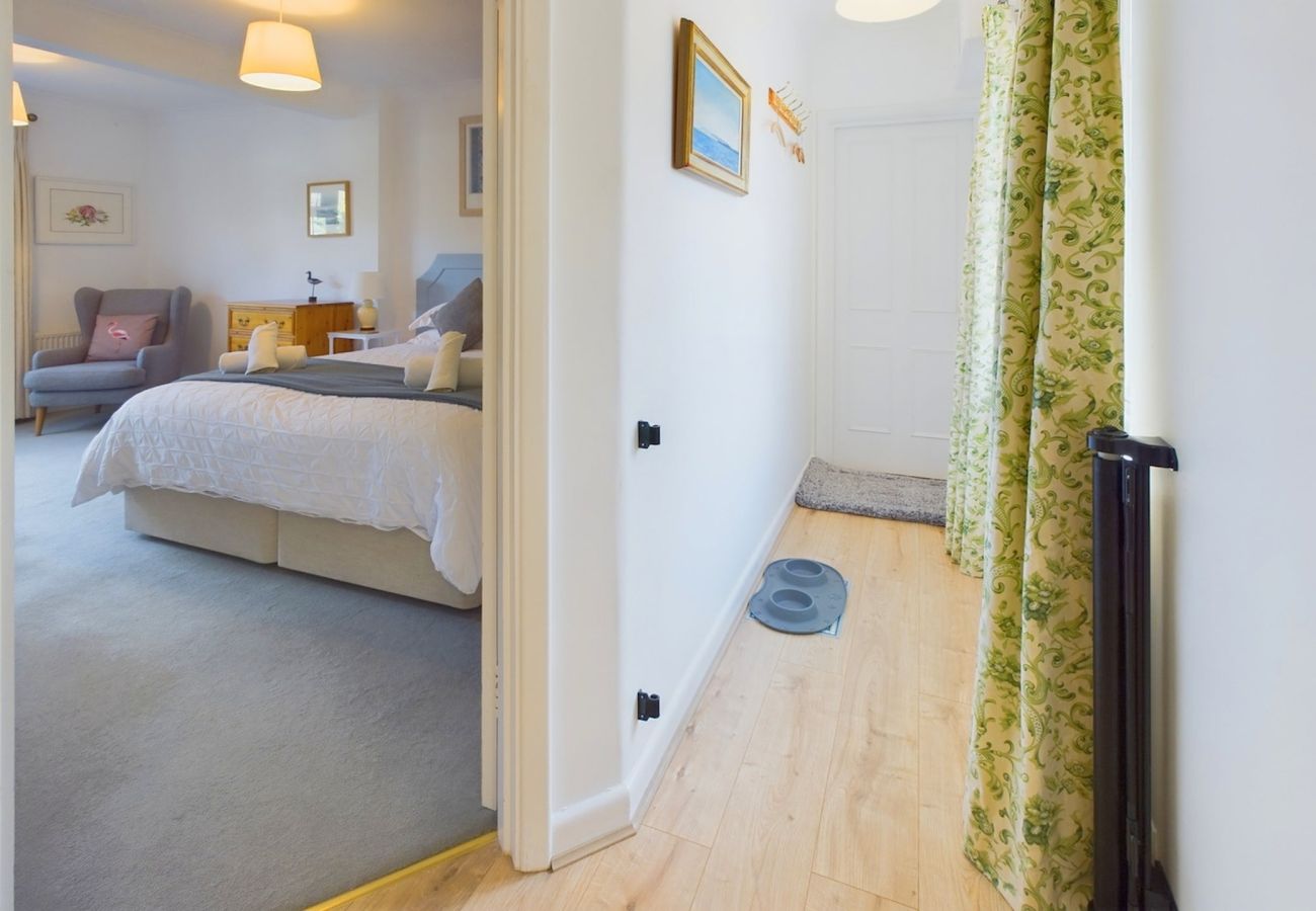 Romantic Cottage Escape, Dog-Friendly Isle of Wight