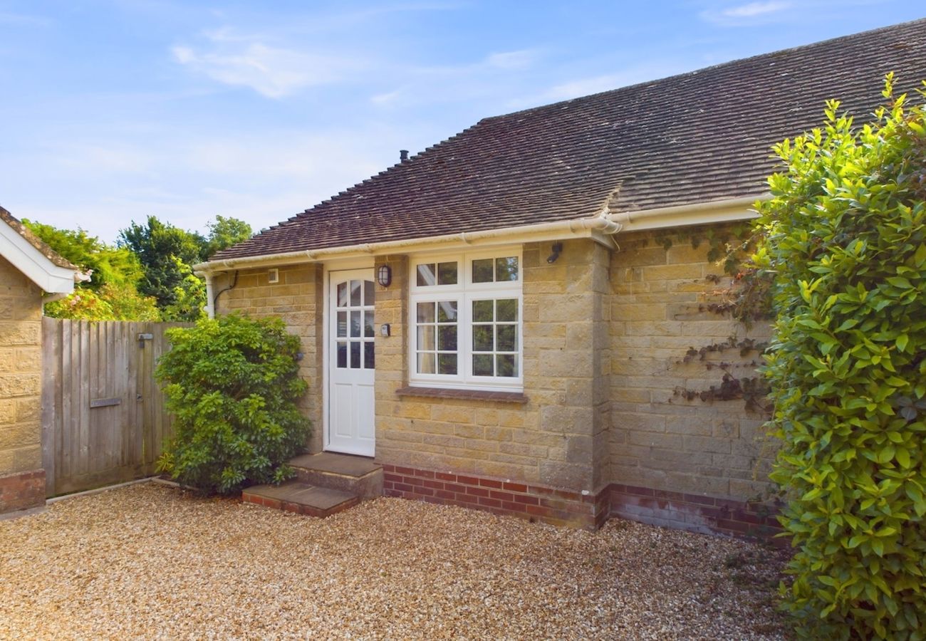 Self catering coastal holiday bungalow Isle of Wight