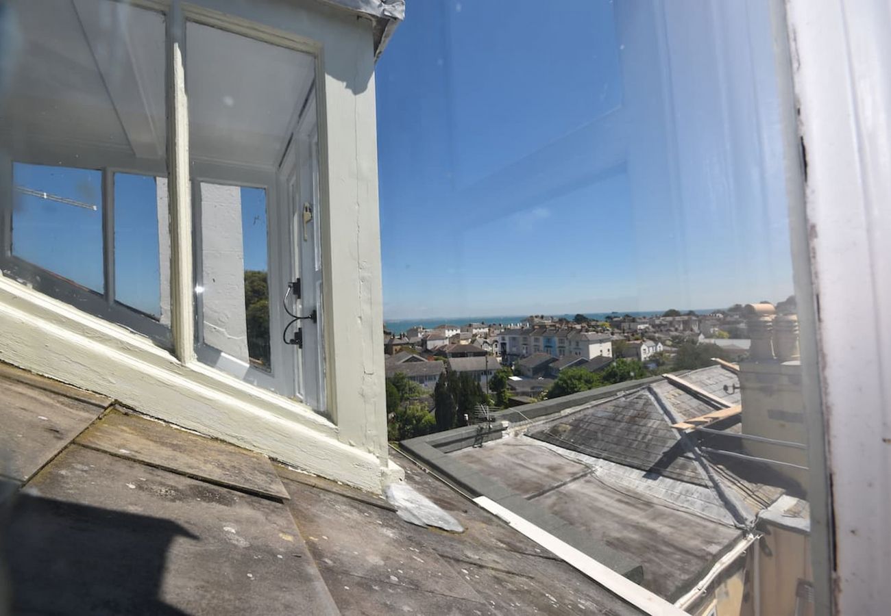 Ryde Beach Holiday Home with sea views Isle of Wight
