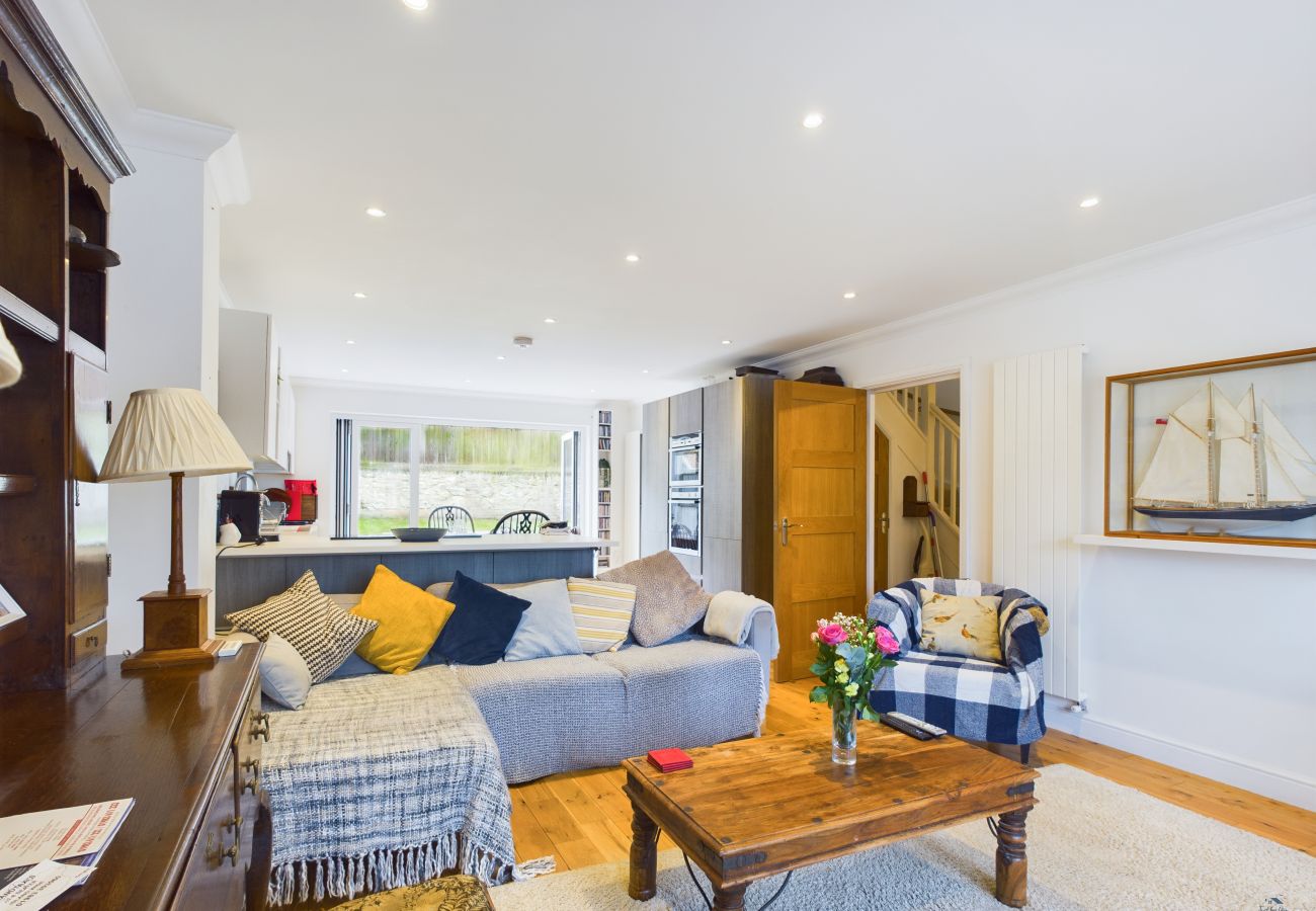 Self Catering Coastal family holiday home Isle of Wight