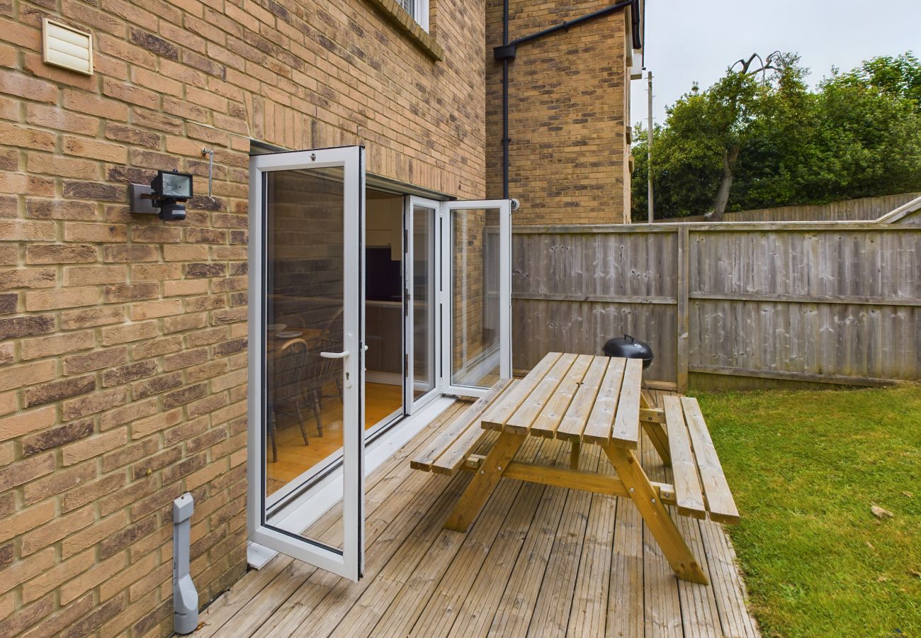 Isle of Wight Self-Catering Holiday Home with Garden