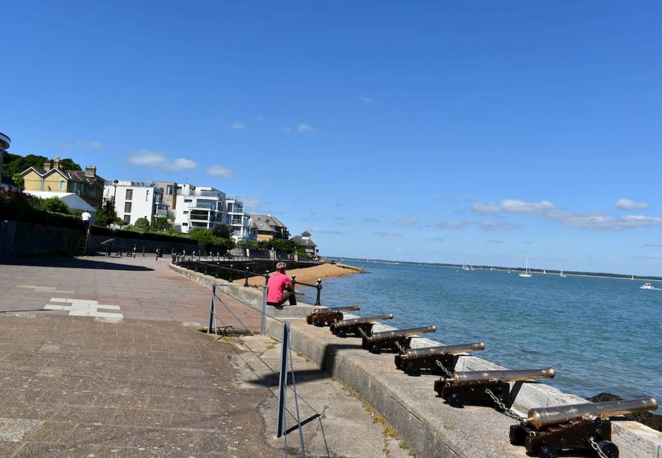 Cowes Seafront, Isle of Wight