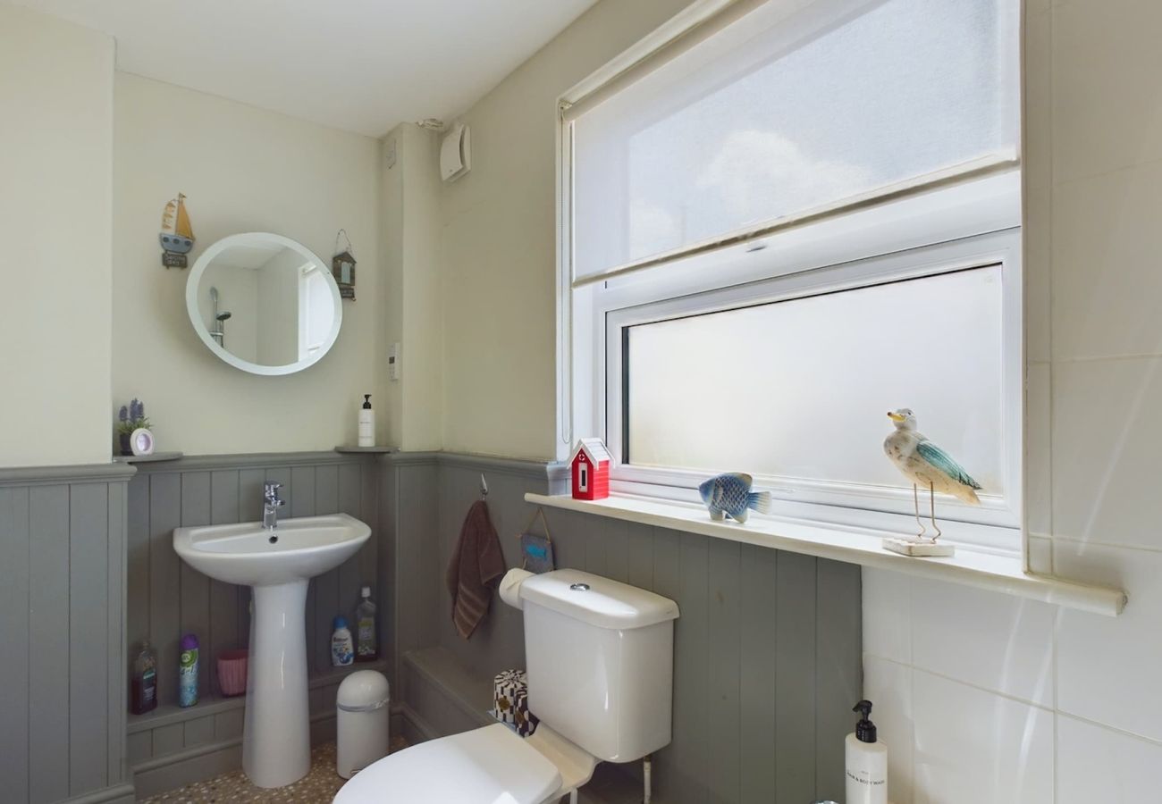 Coastal Dog Friendly Holiday Home, Cowes, Isle of Wight