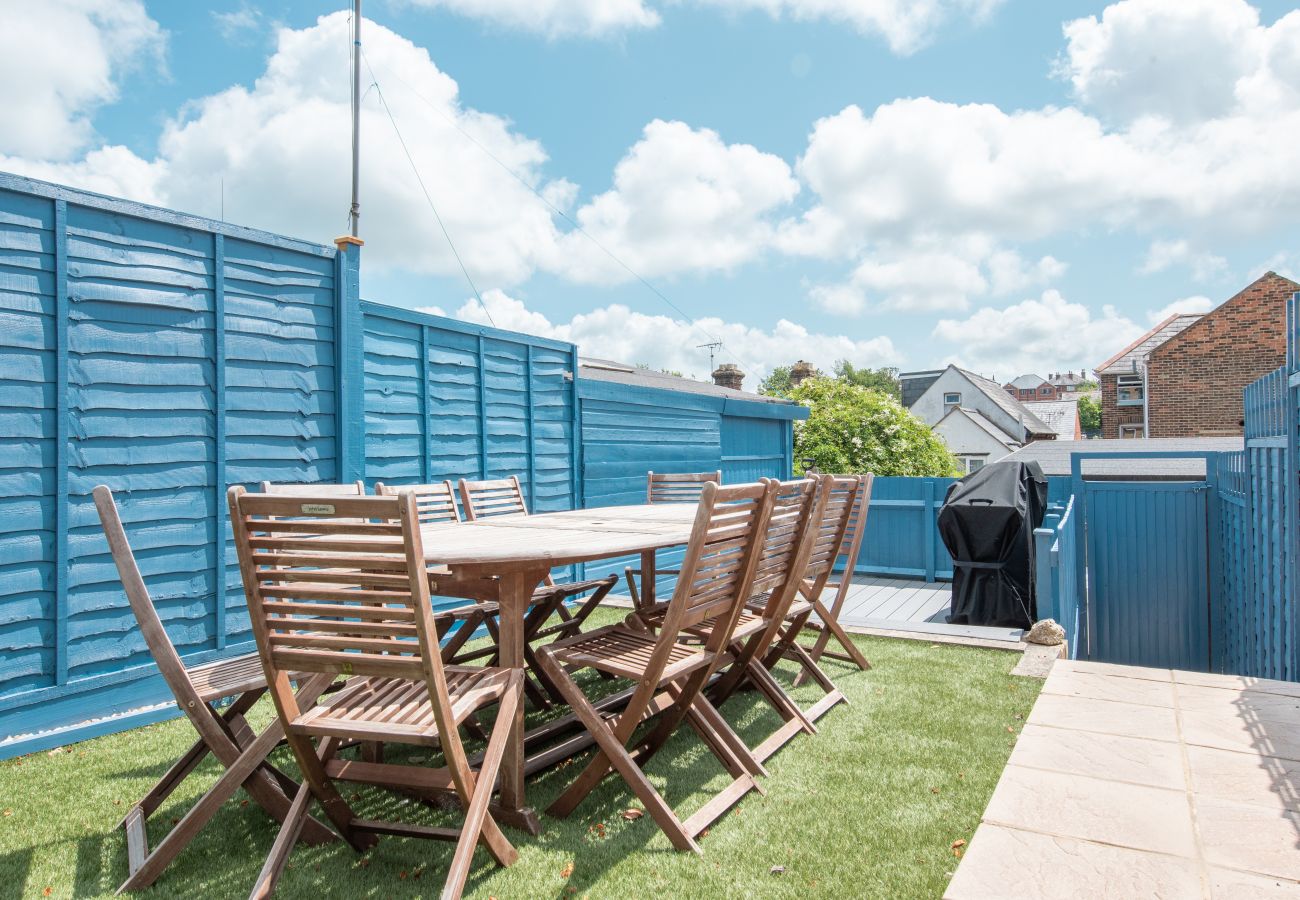 Family-Friendly Accommodation, Cowes, Isle of Wight
