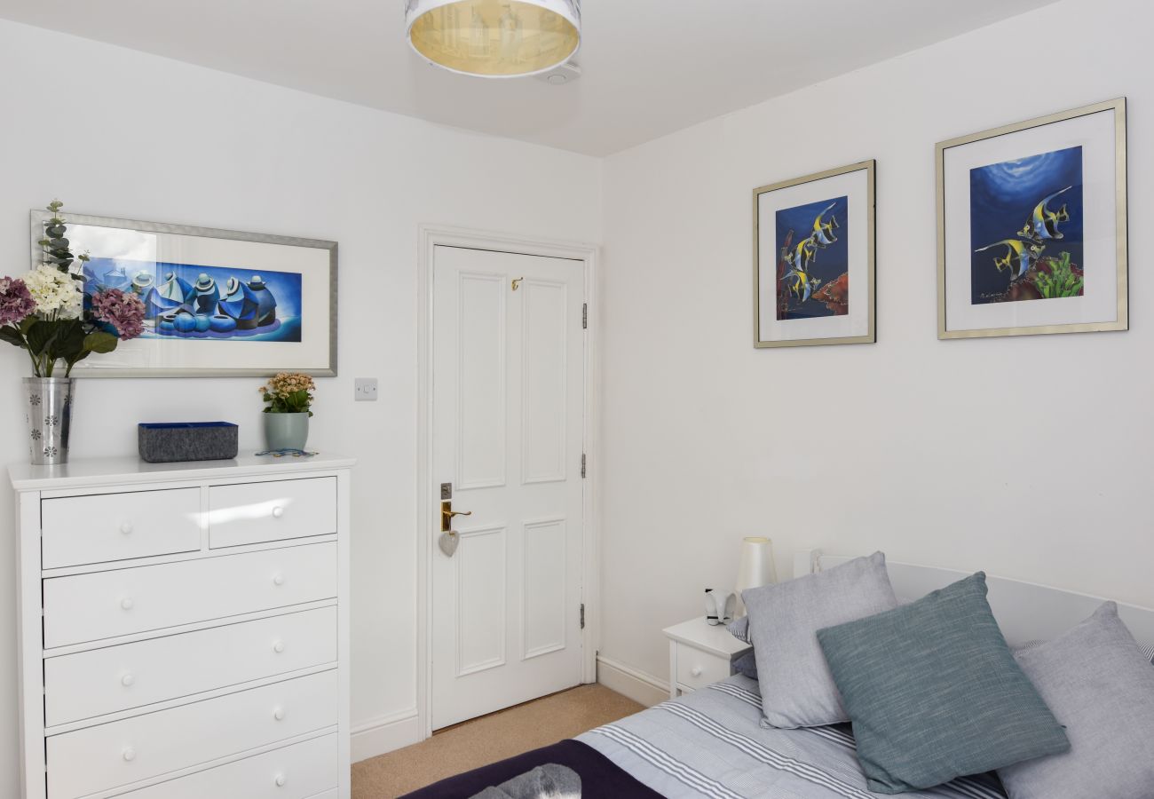 Coastal Holiday Home, Cowes, Isle of Wight