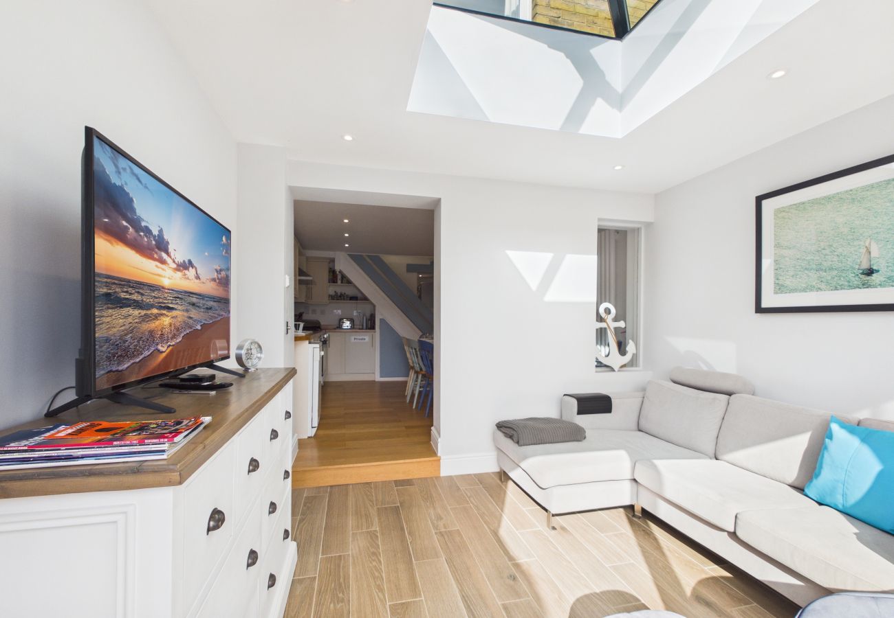  Coastal Holiday Home, Cowes, Isle of Wight