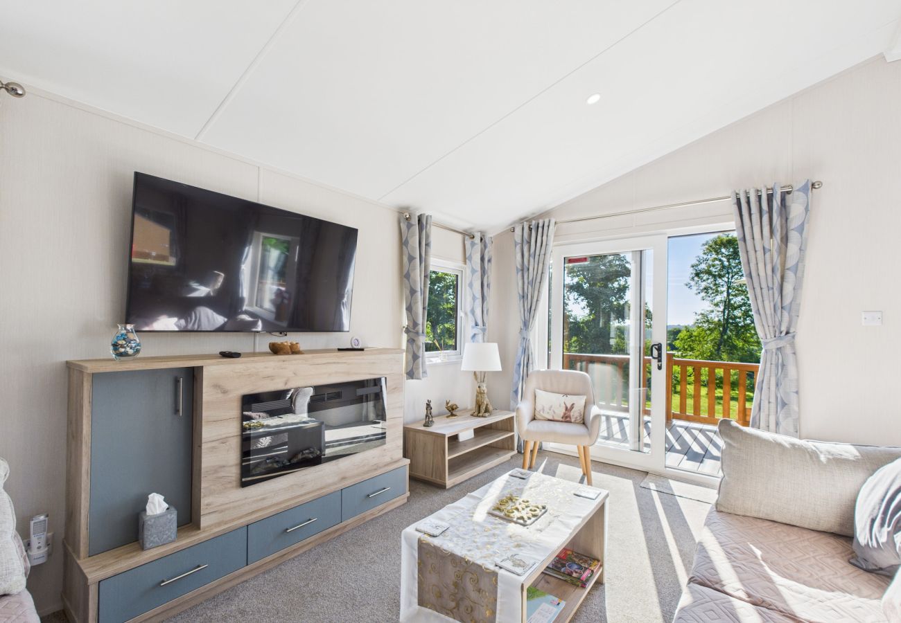 Rural getaway 2 bed holiday lodge Isle of Wight