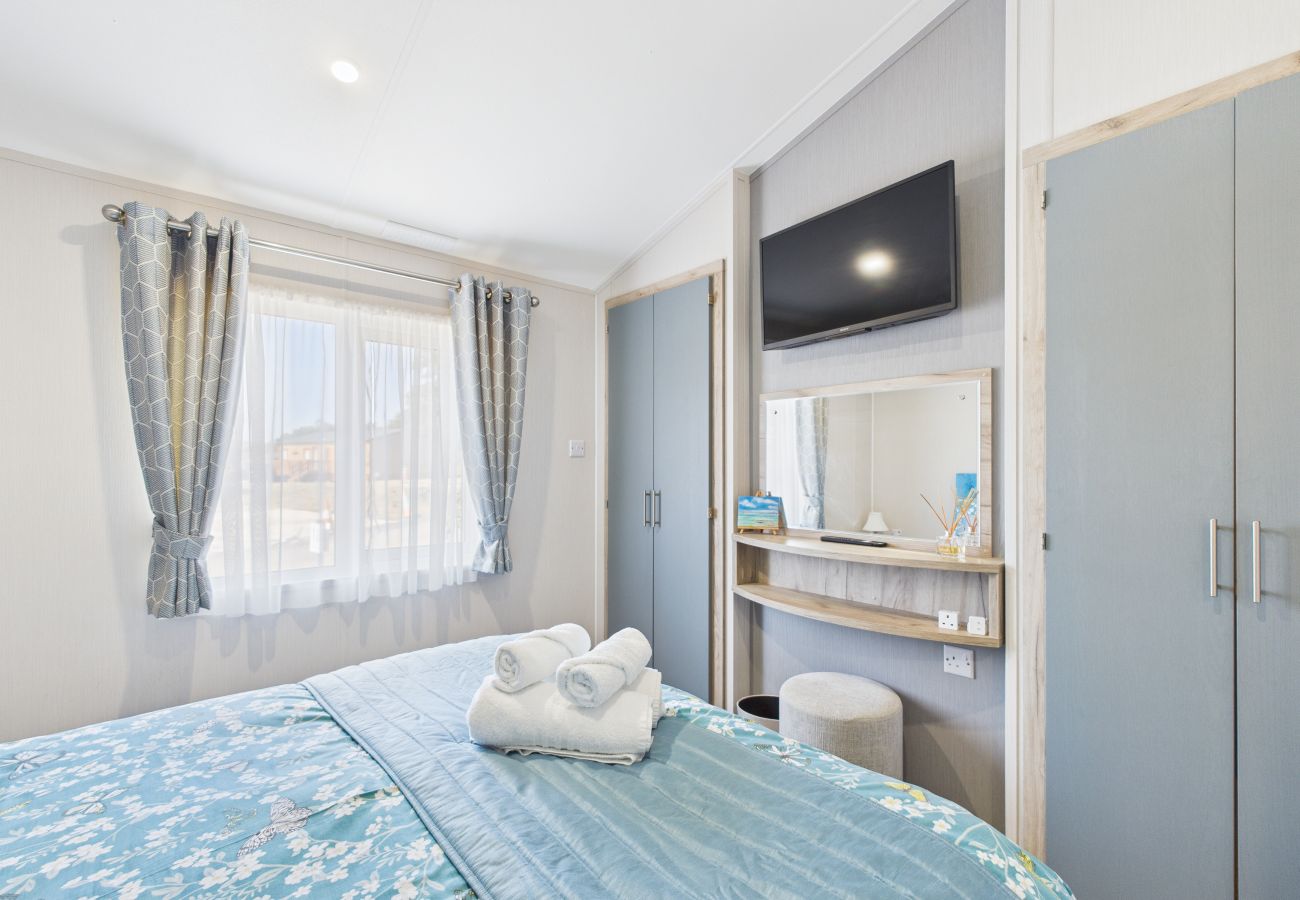 Spacious Countryside Family Holiday Lodge Isle of Wight