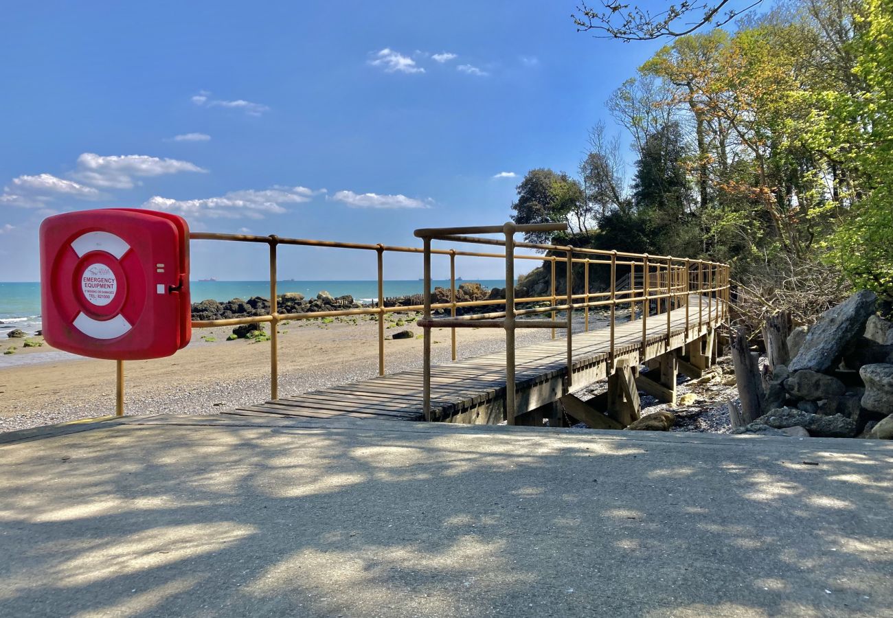 Seagrove Bay, Seaview Isle of Wight