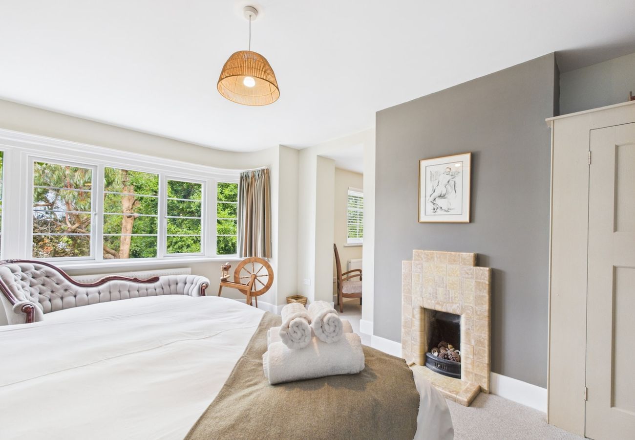 Luxury Coastal Family Self Catering Holiday Home Isle of Wight
