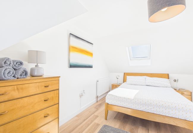 House in Sandown - Sea Breeze Your Coastal Sanctuary in Sandown House in Sandown - Sea Breeze Your Coastal Sanctuary in Sandown