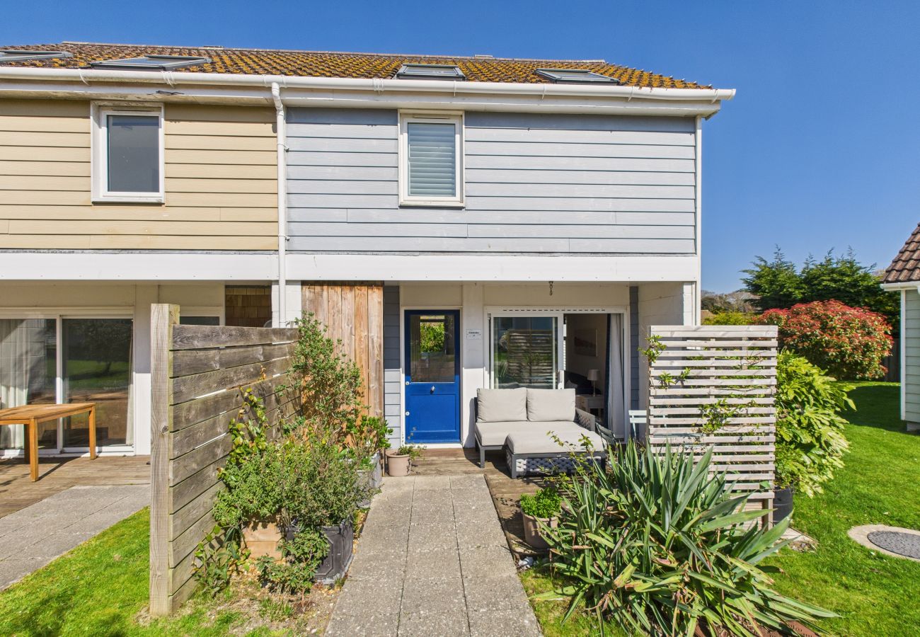 Two-bedroom holiday cottage Yarmouth, West Bay 
