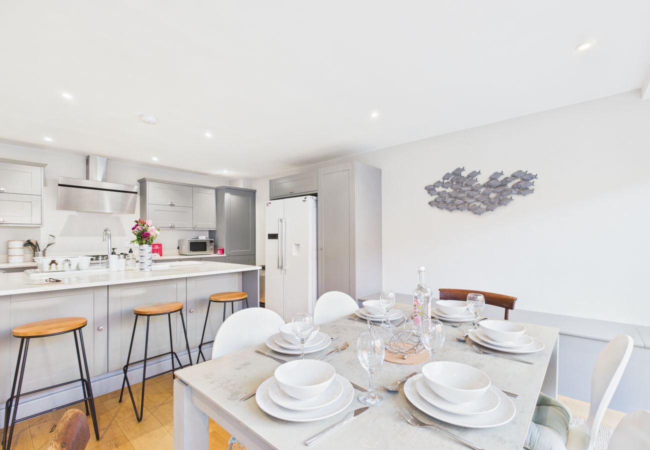 coastal holiday home Cowes Isle of Wight