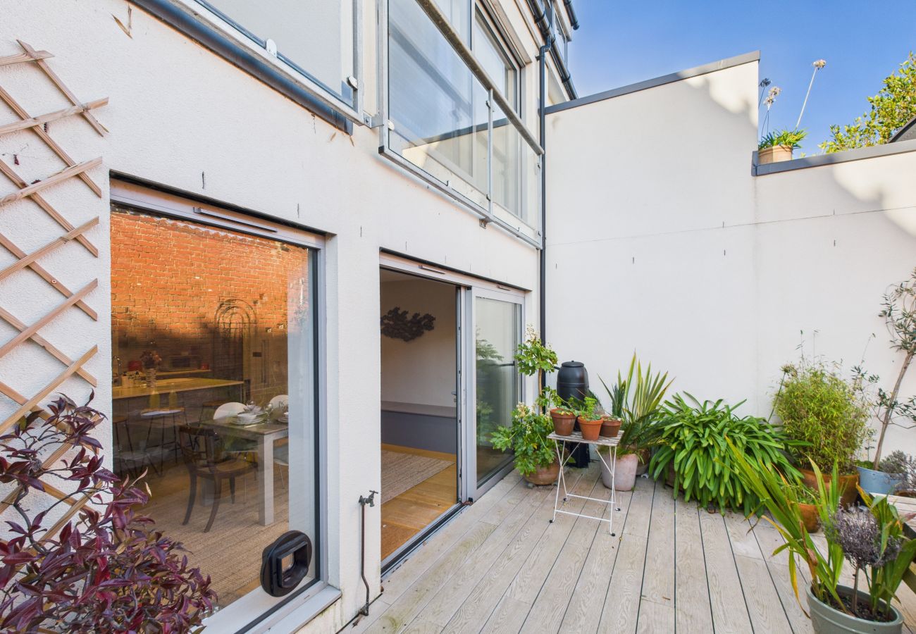 pet friendly accommodation in Cowes Isle of Wight